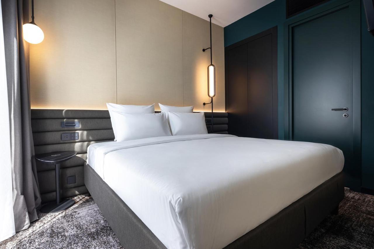 Novotel Living Almaty Jetisu Exteriér fotografie