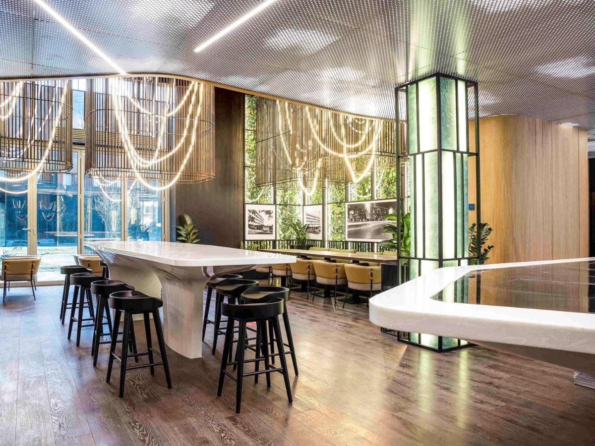 Novotel Living Almaty Jetisu Exteriér fotografie