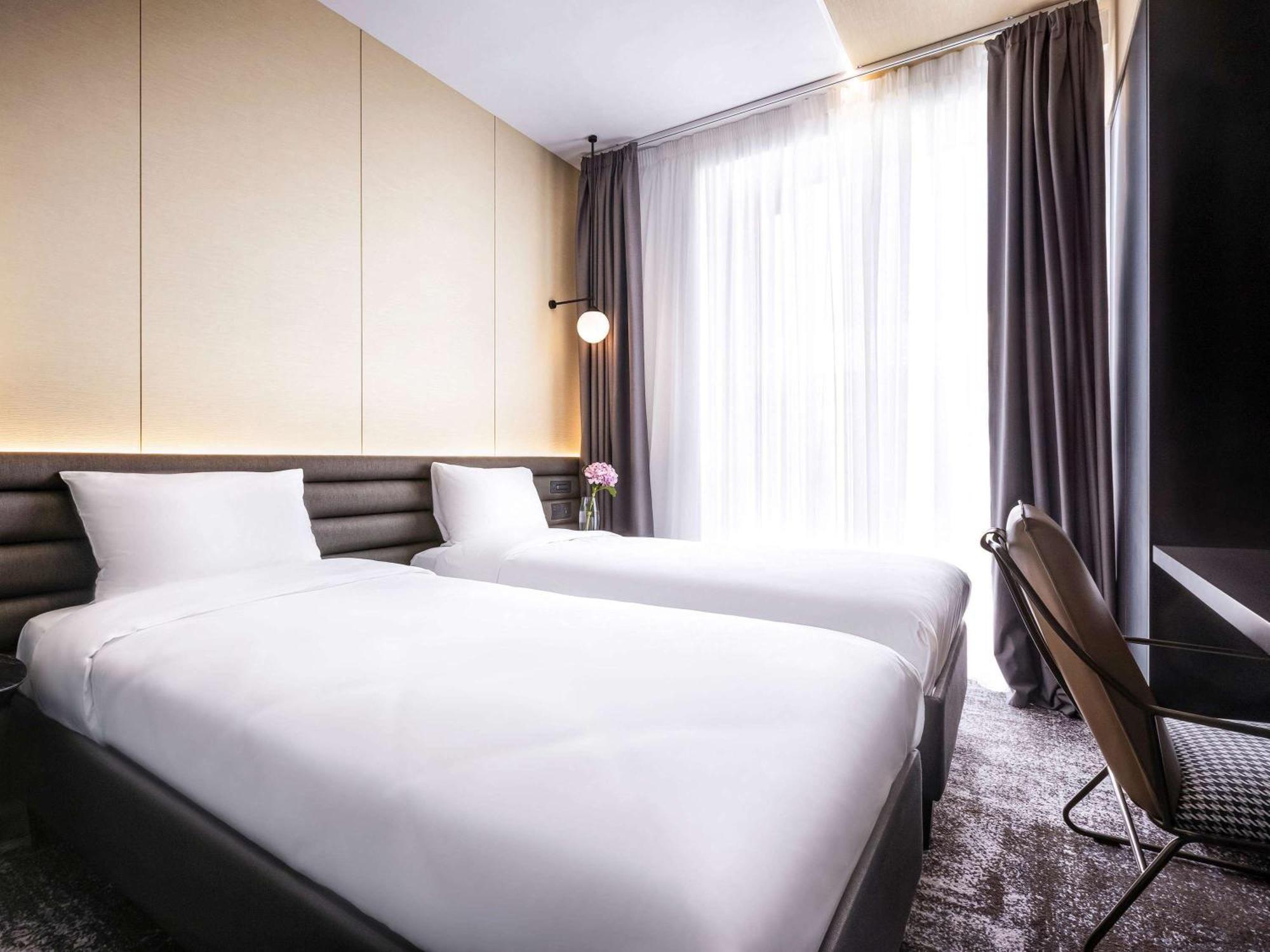 Novotel Living Almaty Jetisu Exteriér fotografie