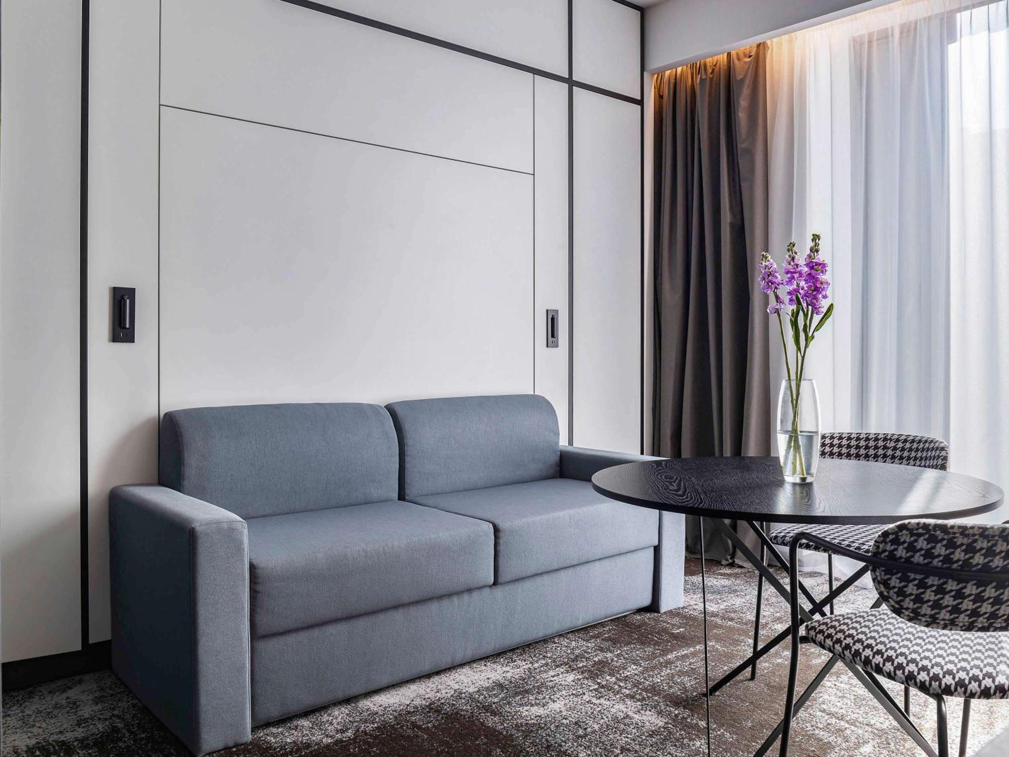 Novotel Living Almaty Jetisu Exteriér fotografie